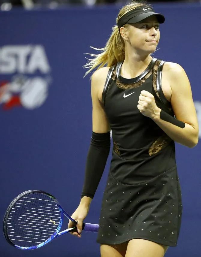 时尚史册,2006年莎拉波娃美网夺冠成绩加持了那一条网球裙的重要性