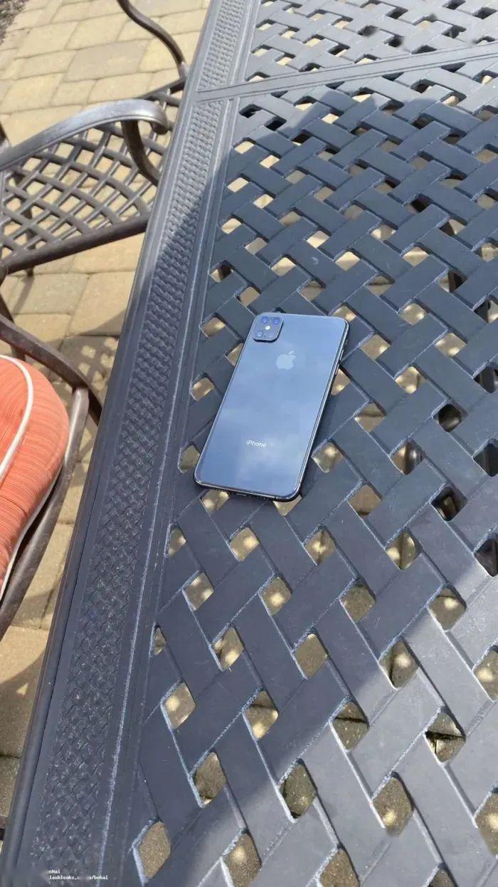供应商暗示iPhone12如期发布，或采用无刘海设计