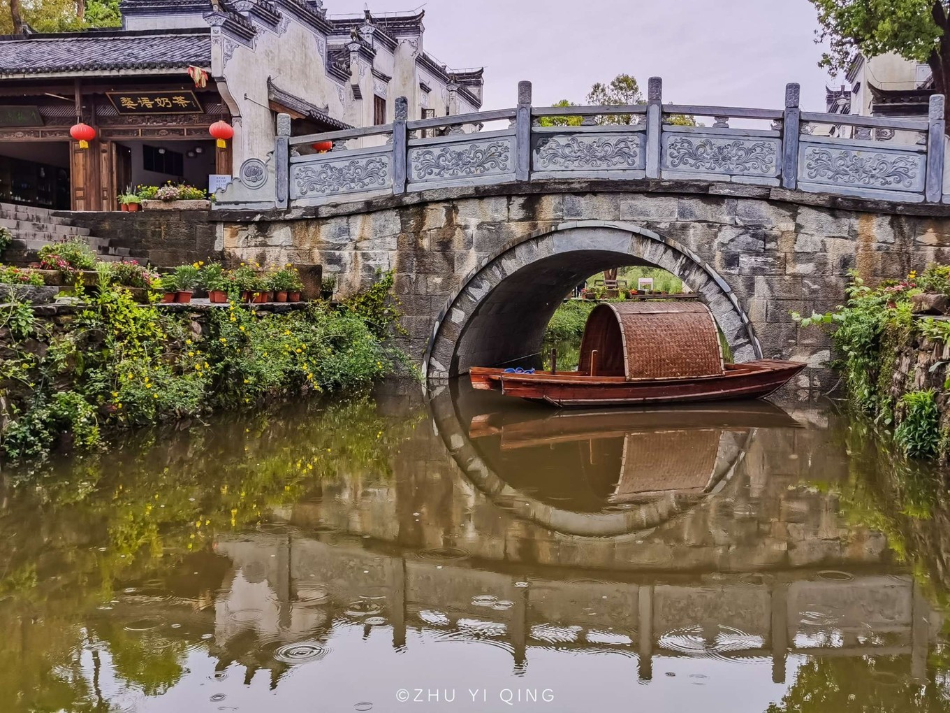 原创中国有一座千年古村，明明位于江西，却到处都是徽派风格的建筑