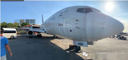 飞机型号:波音737-300 状态概述 机身完整,原装起落架 客舱齐全 驾驶