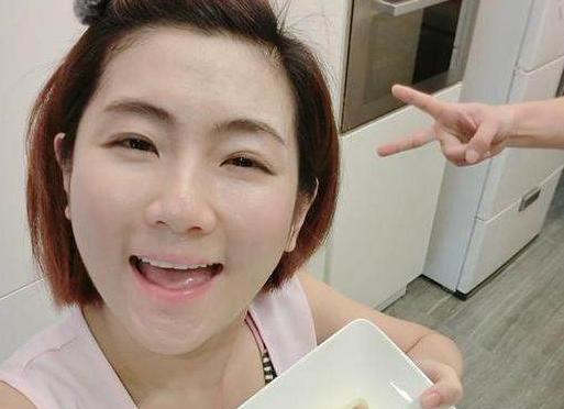自己在家修鬓角 9f8543d8d9614935b7ff211e6f645eaa.jpeg