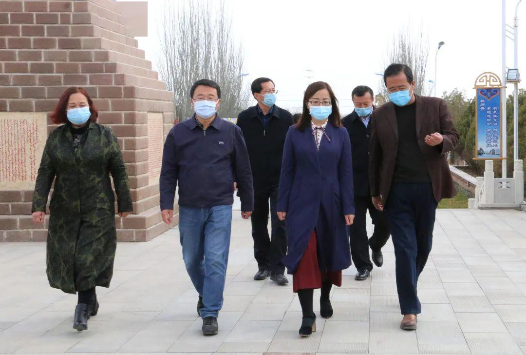 3月26日秦艳副盟长赴阿拉善蒙古族完全中学调研指导开学前准备工作3月