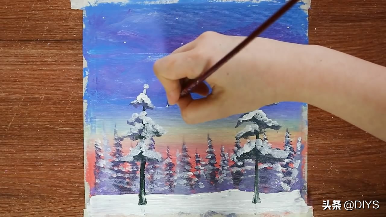 手工绘画作品,冬季树林雪景的简单画法,非常漂亮!