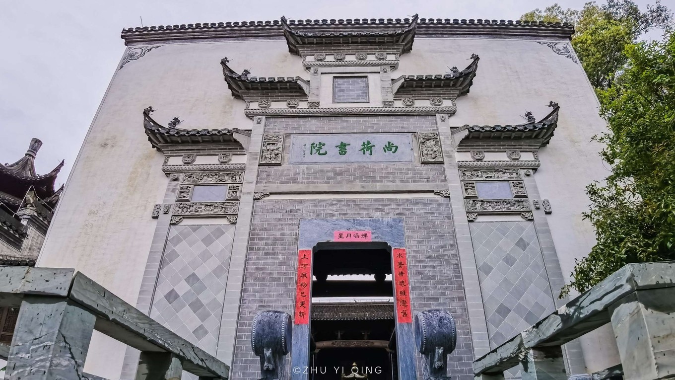 原创中国有一座千年古村，明明位于江西，却到处都是徽派风格的建筑