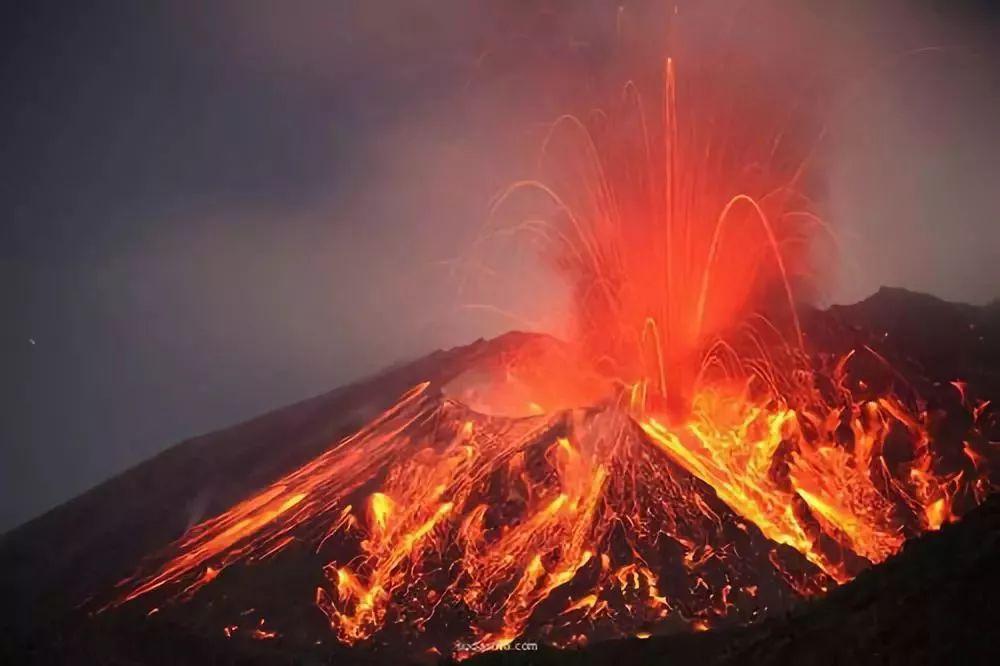 火山喷发