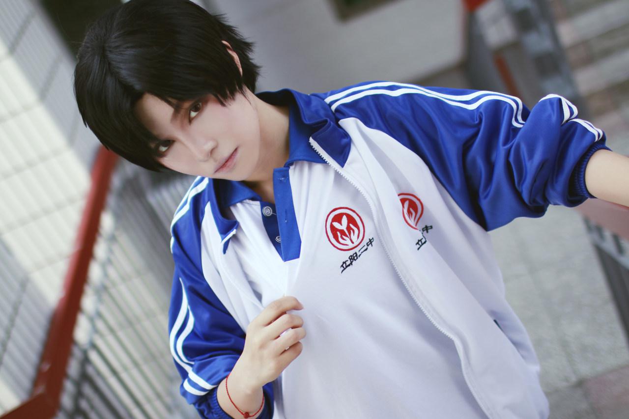 伪装学渣贺朝谢俞cosplay