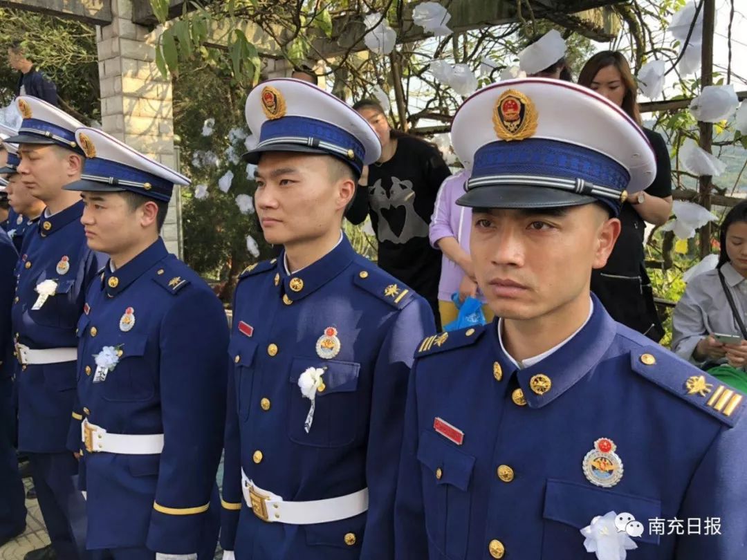 您从未走远我们从未忘记致敬南充籍灭火英雄蒋飞飞