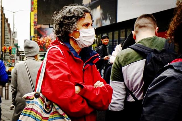 美娱乐场所仍在偷偷营业！枪店拒不关门，还把