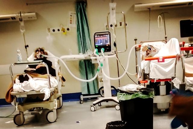 特朗普两年前埋下祸根！取消关键防疫部门，大