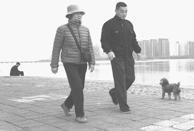 简单的生活平凡的人 a180e18c5dc0413ab243b14f4044fc08.jpeg