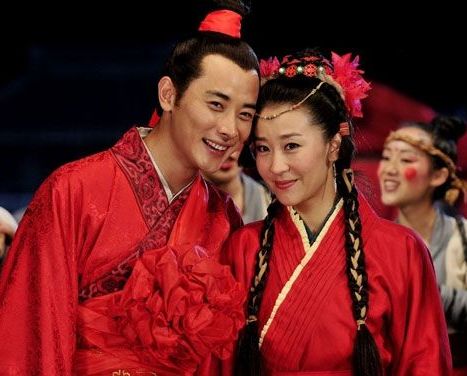 他出道时被人嫌弃丑，与当红花旦结婚超幸福，