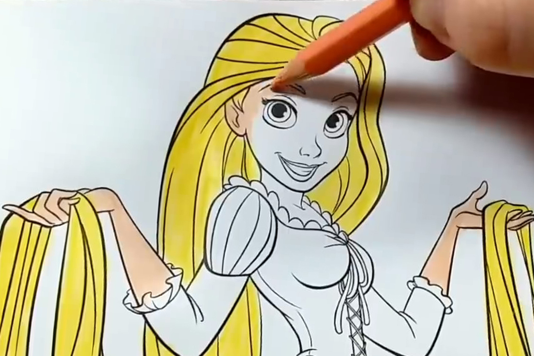 迪士尼儿童趣味亲子益智画画爱笑的长发公主看起来真好看