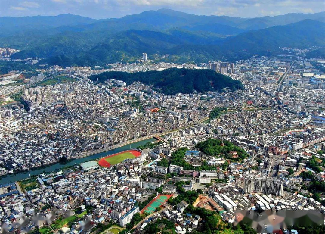 长汀县人口_长汀县地图
