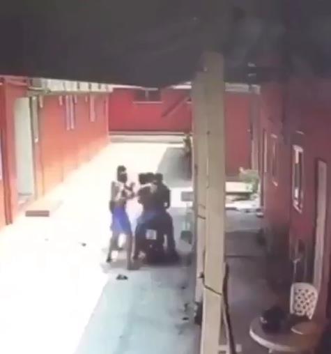 泰国一监狱因恐惧“疫情”发生骚乱 所有越狱逃