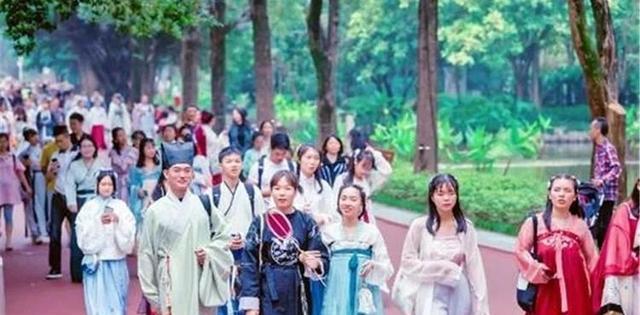 世界人口最多民族排名_世界人口排名图片