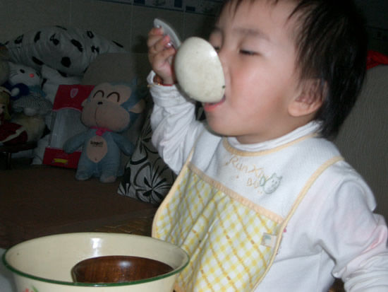 孩子：告别脾虚，身体倍儿棒！孩子脾虚积食不长个？5种食物要少吃