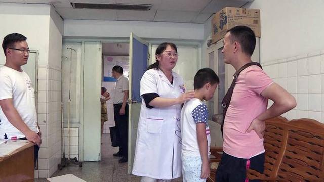 个头@占1个就恭喜你儿童专家：孩子个头高不高？看看有没有这3个特征
