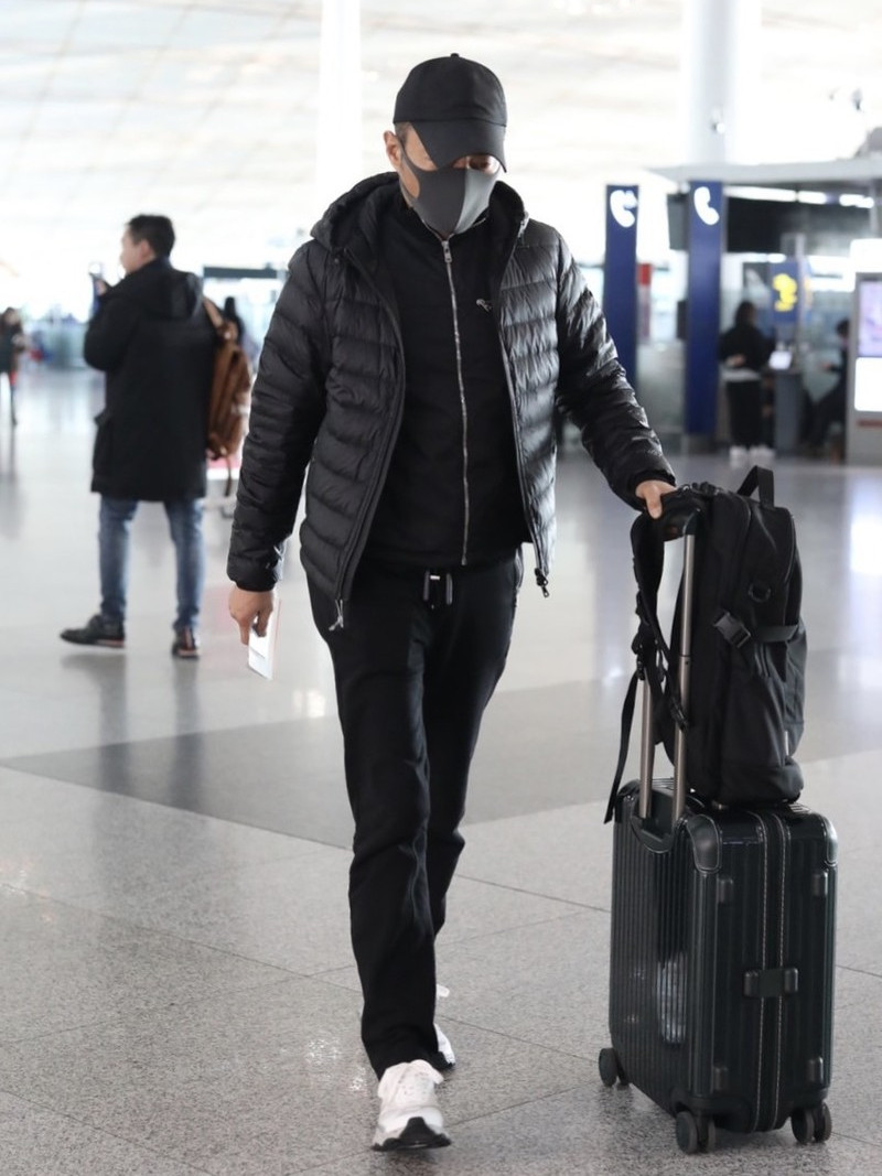 什么是荷尔蒙穿搭 c9885c298e0a418da8ccebf3858b0383.jpeg