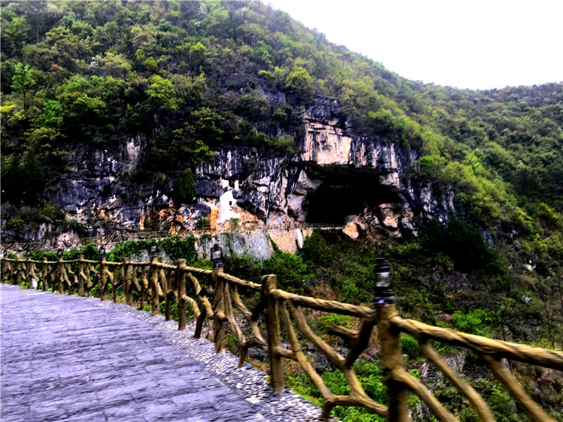 黔南平塘l"天眼pi"景区有个世外桃源3bskws2ts,来这里隐居旅行2,看