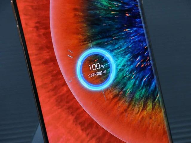 Find X2神秘同频者现身!韩寒携手OPPO,坚守探索精神