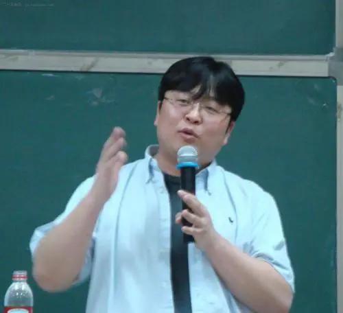 罗永浩，你直播带货时“强颜欢笑”的样子，真