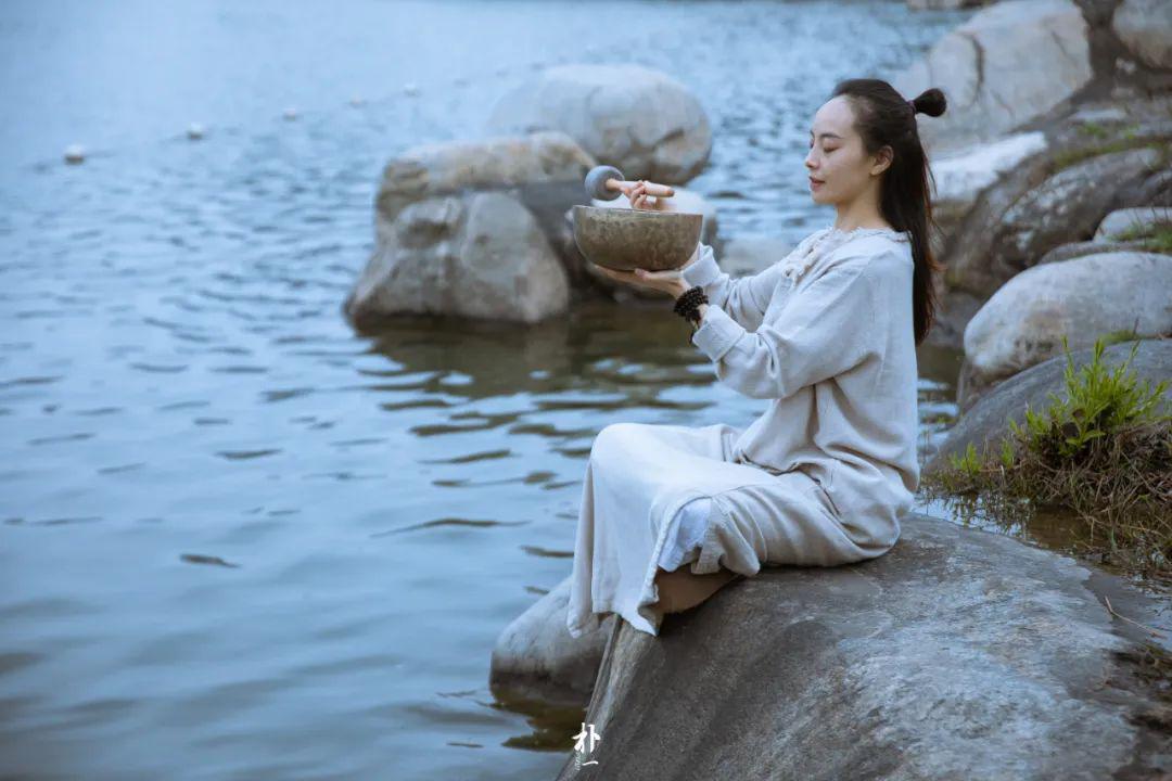 身心灵疗愈瑜伽导师 颂钵疗愈师 生活艺术的践行者