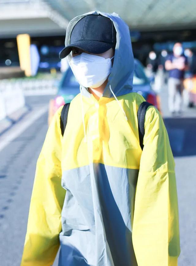 蓝极人口罩_戴口罩的人简笔画(3)