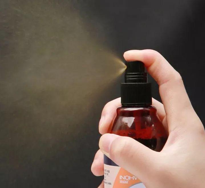 『孩子』小心别踩“雷”！除了退热贴，孩子的家庭药箱更需要这些！孩子吃药