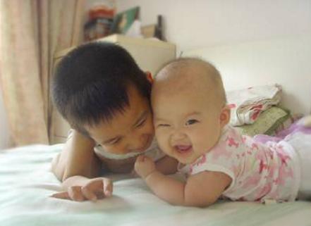 孩子■春季做到3点，娃能身体好少生病孩子睡觉老蹬被子？是脾火大