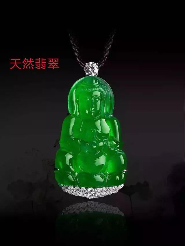 泰国王室20亿元翡翠佛竟然是"玻璃"做的?供奉上百年了