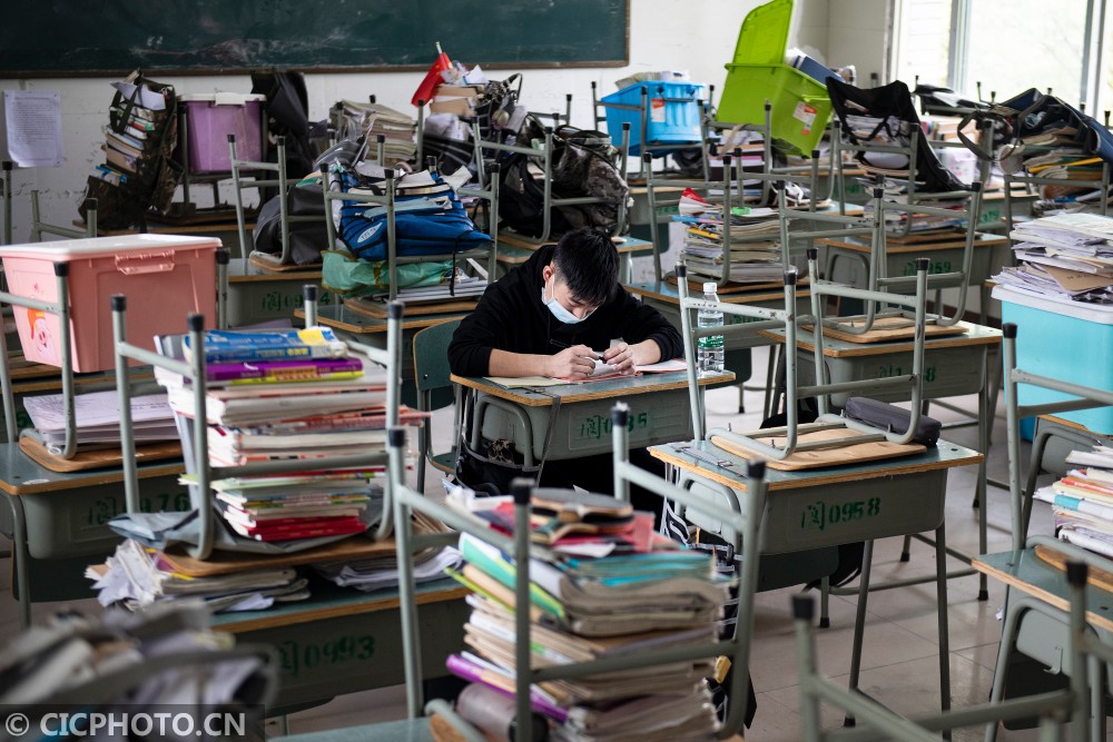 四川高三学生今日复课