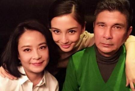 杨颖的爸爸，关晓彤的爸爸，娜扎的爸爸，看到LISA：很有安全感_&ldquo
