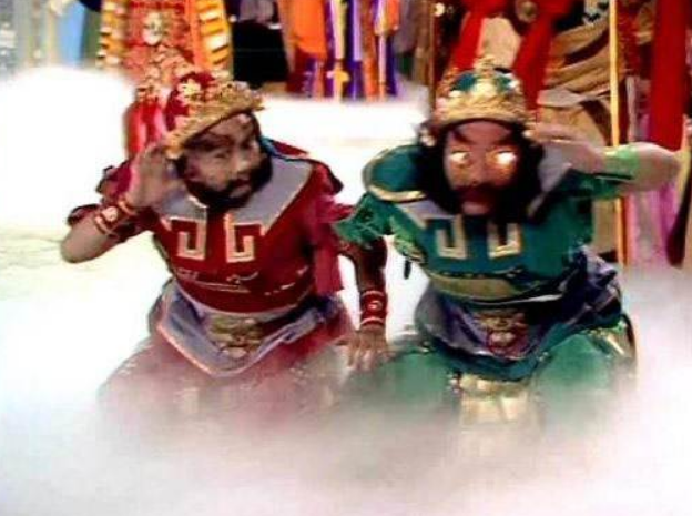 「玉兔」玉兔精为何只往西天门逃？你瞅瞅那里有谁就懂了，被悟空追杀时