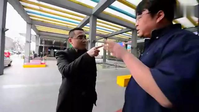 罗永浩，你直播带货时“强颜欢笑”的样子，真