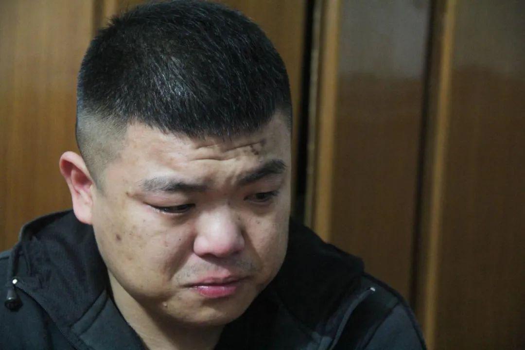 [夫妻]三岁女孩患上罕见病 90后夫妻两千块卖掉婚戒筹药费