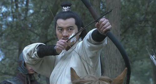 三国演义关羽斩颜良,诛文丑一刀一个,能不能斩杀孙策?