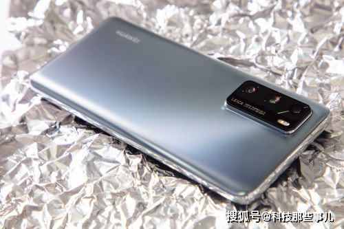 华为P40：手感出色+性能全面，2020年最佳小屏旗舰之选