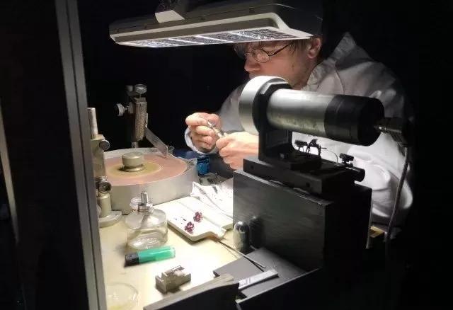 �ع� | ����ű���ض���չ