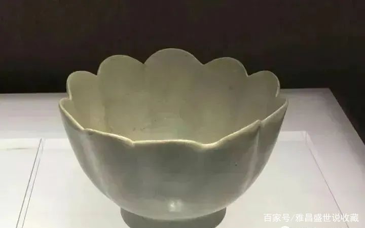 汝窑是中华传统制瓷著名瓷种之一,中国北宋时期皇家主要代表瓷器