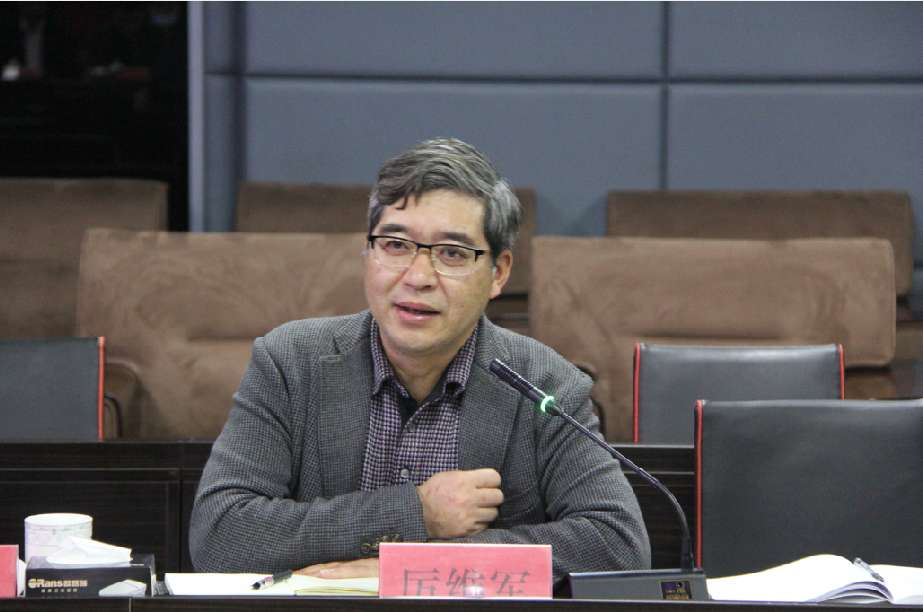厉维军表示,实现台州制造和台州建设两个千亿级产业链精准对接,深度