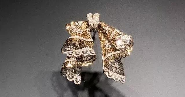 �ع� | ����ű���ض���չ