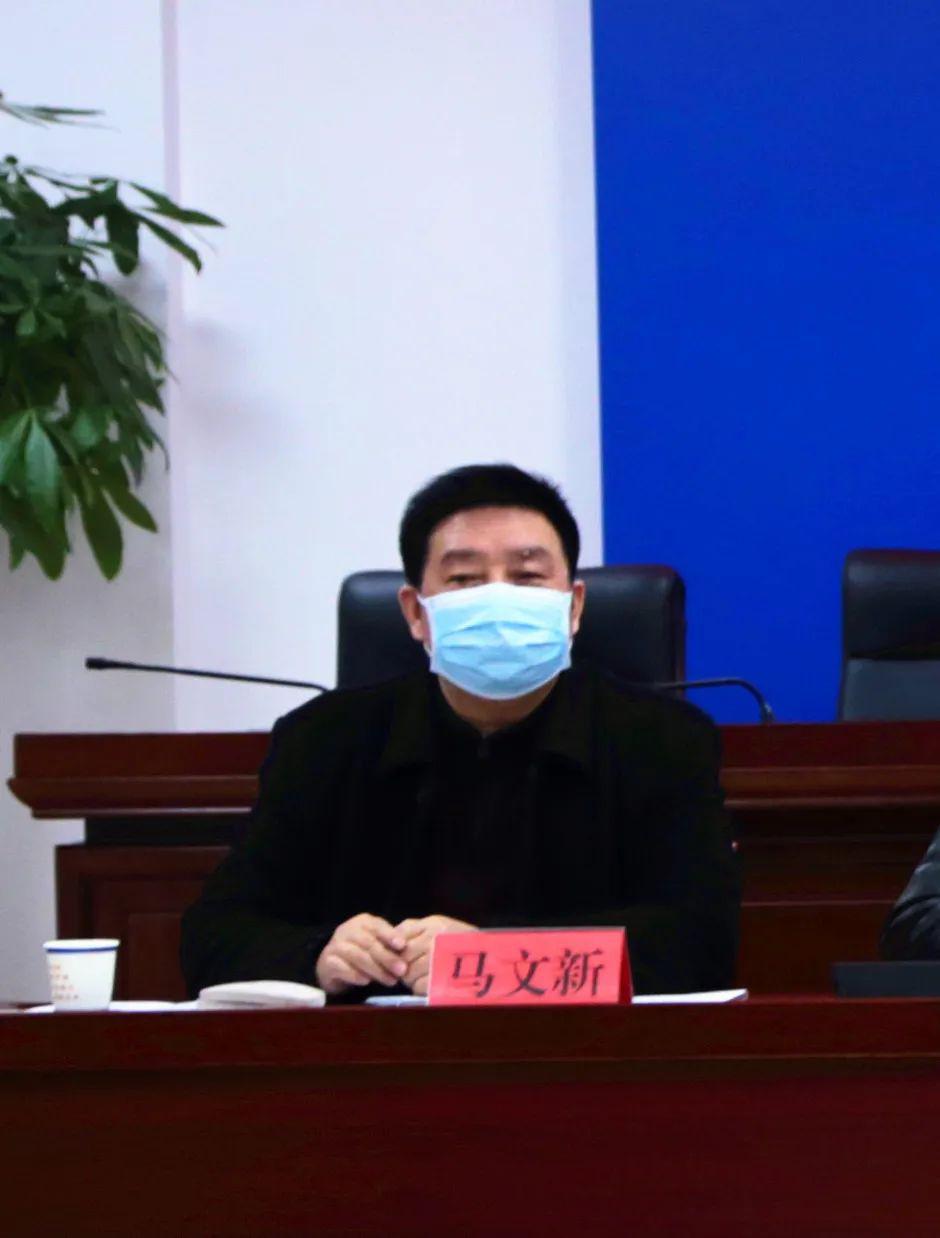 株洲市物业管理协会会长马文新发言时说:消防安全责任重于泰山,一定要