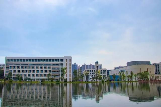 肇庆学院排名_肇庆学院