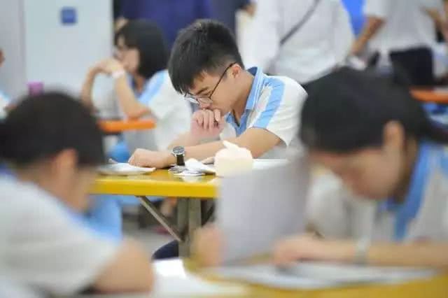 【习惯】现在的你真的拼尽全力了吗？看衡水中学高考奋斗记