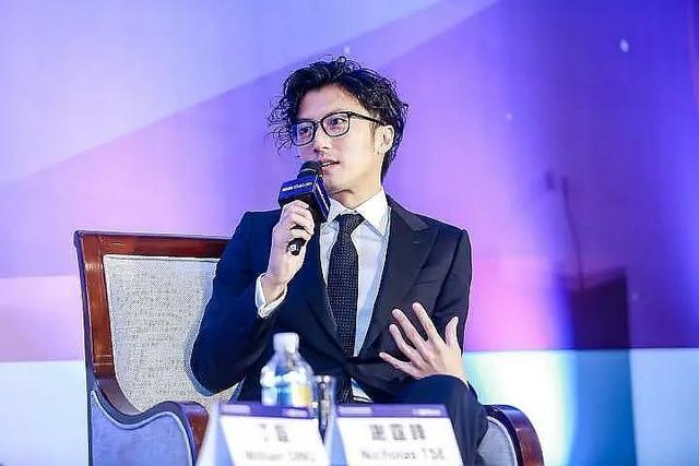 40岁的谢霆锋帅气不减，而同岁的陈冠希却撞脸赵