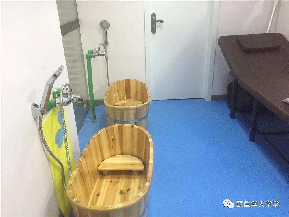 「宝宝」优质体验，尽在鲸鱼堡！浙江余杭店：高端婴游
