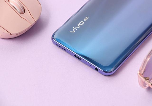 vivo z6续航快充实测:5g手机中的续航王者