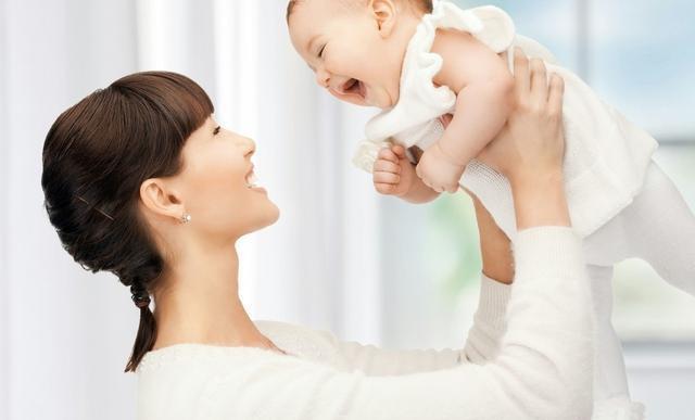 婴儿几个月说话喊爸 1ae99195722a4dcdb7ae211ef5611af2.jpeg