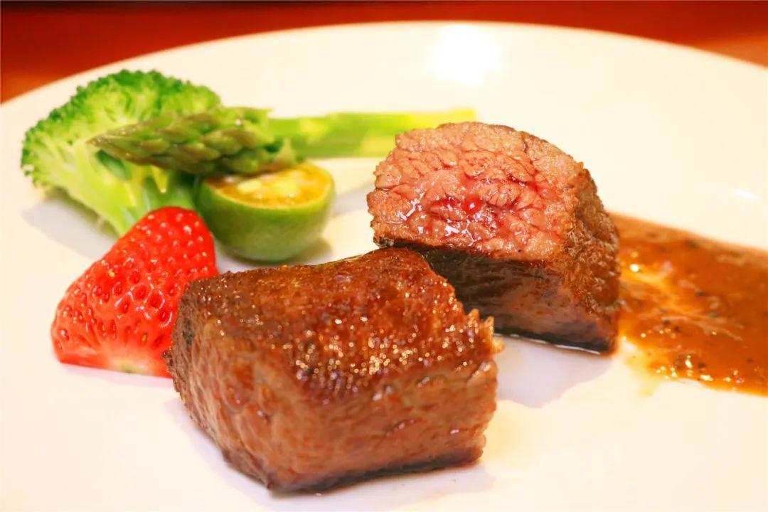 堂煎松露香草牛扒