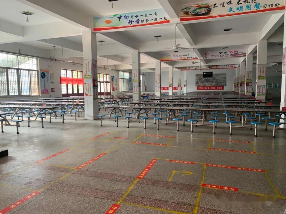 高三开学 濮阳外国语学校准备好了!